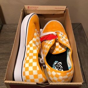 Vans Shoes - Men’s vans size 11 NEW IN BOX Vans Shoes - Men’s vans size 11 NEW IN BOX